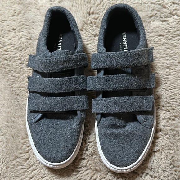 Kenneth Cole New York Kingvel Low Top Velcro Gray Fabric Casual Sneakers Size 5M - Picture 2 of 7